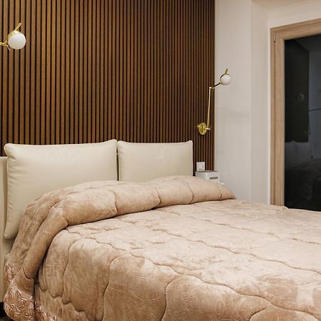 Next To Sea Apartment Crotone Exterior photo